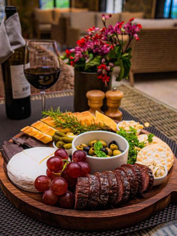 Wine platter served at dorje's resort